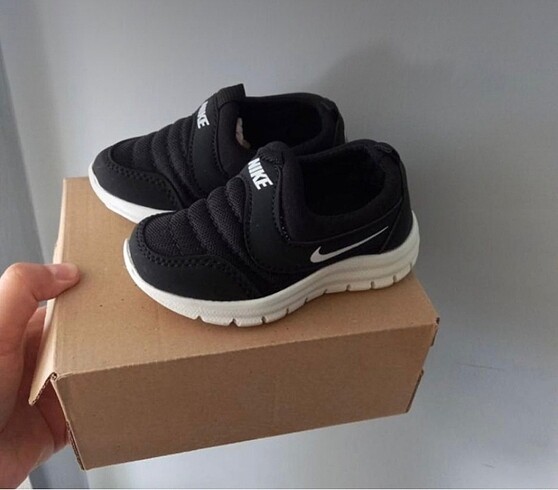 Nike Nike çocuk ayakkabısı