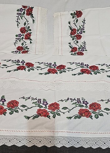 Kanaviçe bahar dalı 