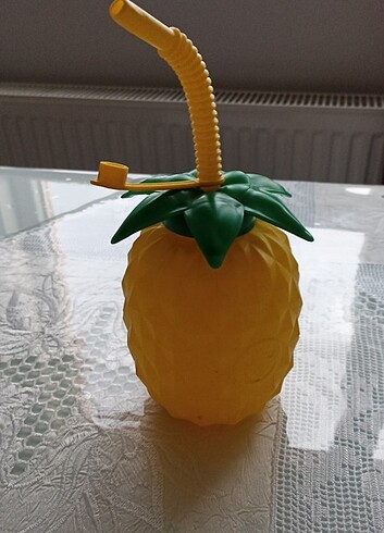 Ananas bardak 