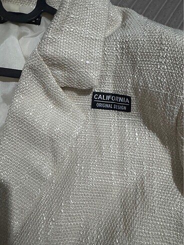l Beden Kadın crop blazer