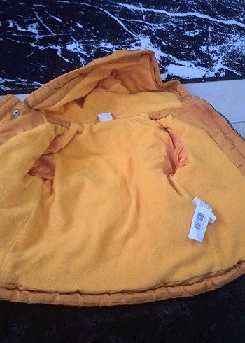 Kapüşonlu Düğmeli Erkek Çocuk Mont - Görsel 2