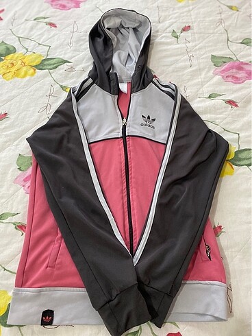 Spor üst