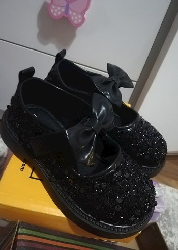 Kız Çocuk Siyah Parlak Fiyonk Detaylı Babet - Görsel 8