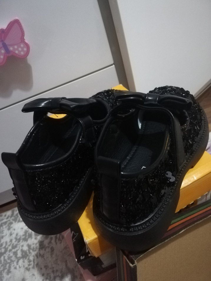 Kız Çocuk Siyah Parlak Fiyonk Detaylı Babet - Görsel 5