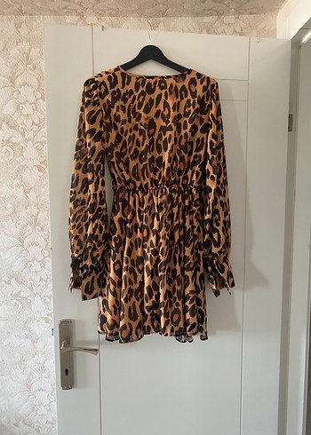 Diğer Leopar Desenli V Yakalı Mini Elbise