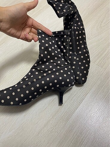 36 Beden Zara çorap cizme