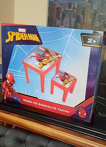 Spider-man masa sandalye takımı