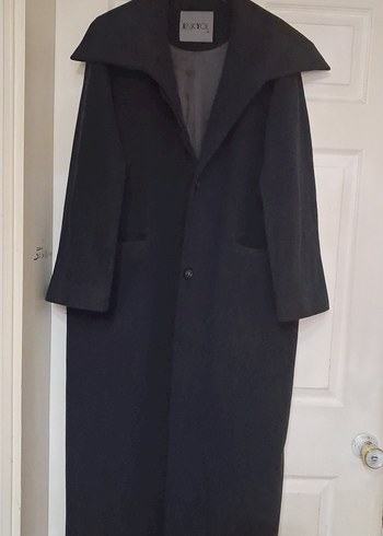 Düğmeli Siyah Uzun Kadın Kaban - Görsel 2