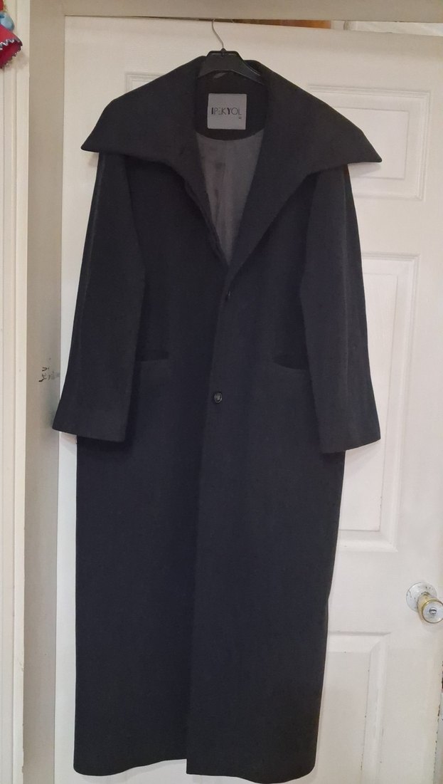 Düğmeli Siyah Uzun Kadın Kaban - Görsel 2