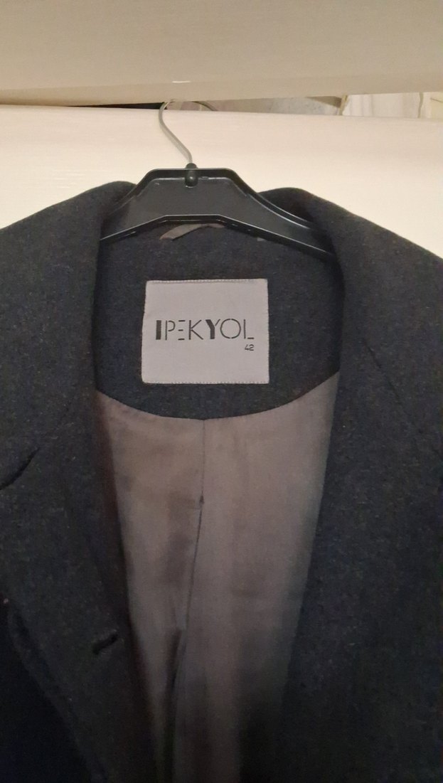 Düğmeli Siyah Uzun Kadın Kaban - Görsel 3