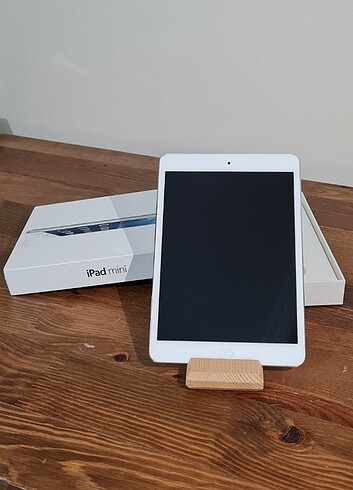 iPad mini Wi-Fi 16GB Silver