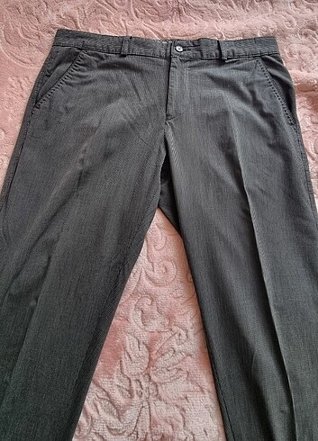 MORVEN MARKA ERKEK PANTOLON AZ GİYİLDİ HİÇ BİR DEFOSU YOKTUR GÖR
