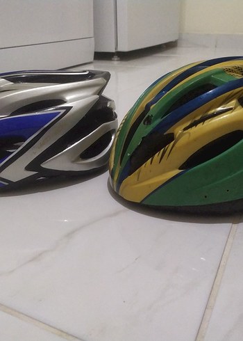 Çok Renkli Kemerli Motosiklet Kaskı - Görsel 3