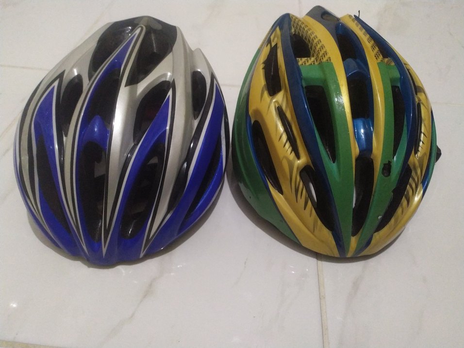 Çok Renkli Kemerli Motosiklet Kaskı - Görsel 4