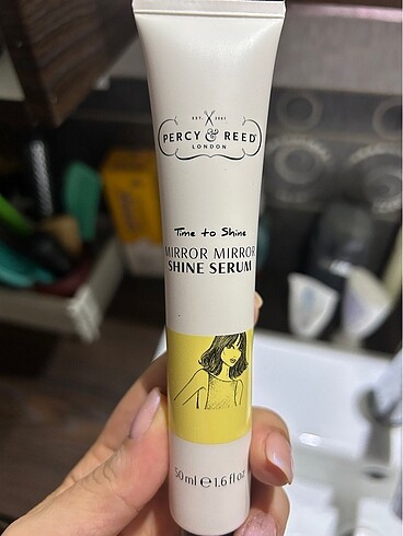 Saç parlatıcı serum