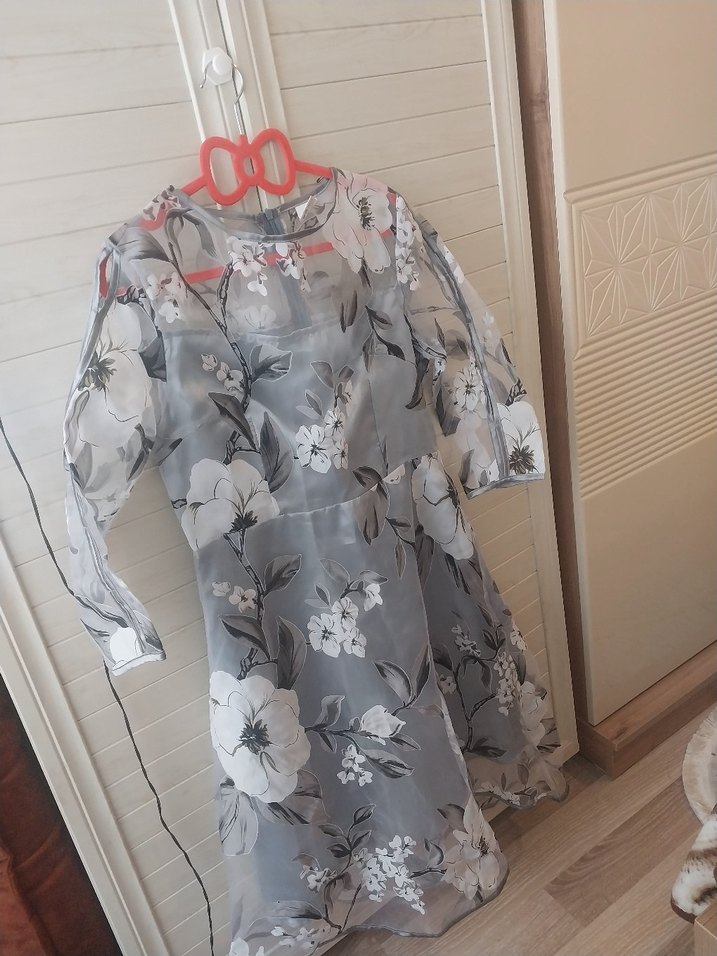 Şeffaf Çiçek Desenli Gri elbise - Görsel 2