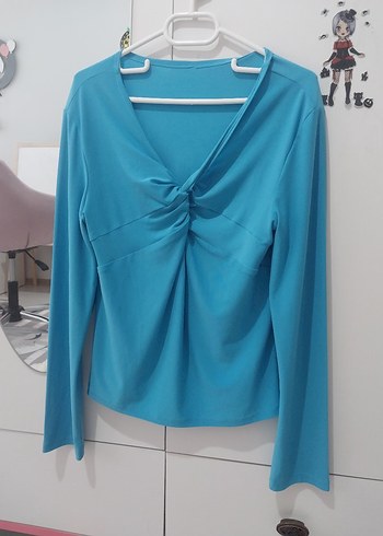 Mavi V Yaka Drapeli Uzun Kollu Bluz - Görsel 4