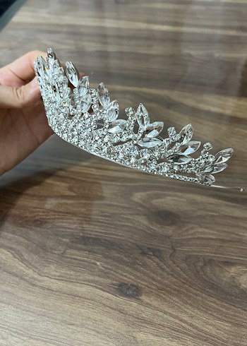 Beden Işıltılı Beyaz Düğün Tacı ve gelin çiçeği