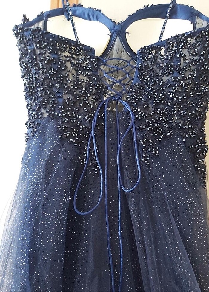 Sıfır Nişan elbisesi - Görsel 3