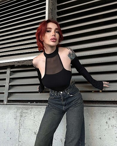 l Beden Zara siyah tül kol detay bodysuit