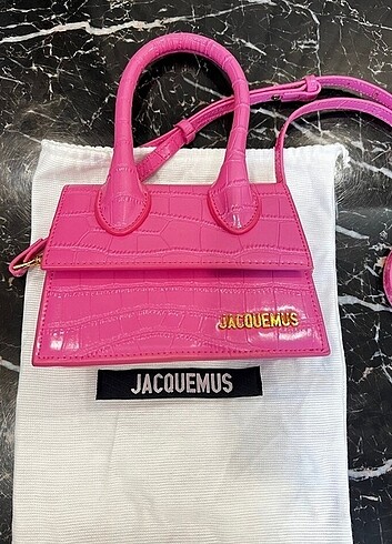 Jacquemus Pembe Çanta 