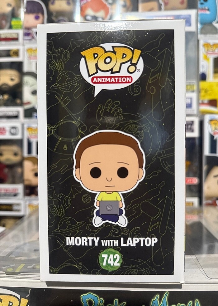Funko Pop Morty with laptop - Görsel 4