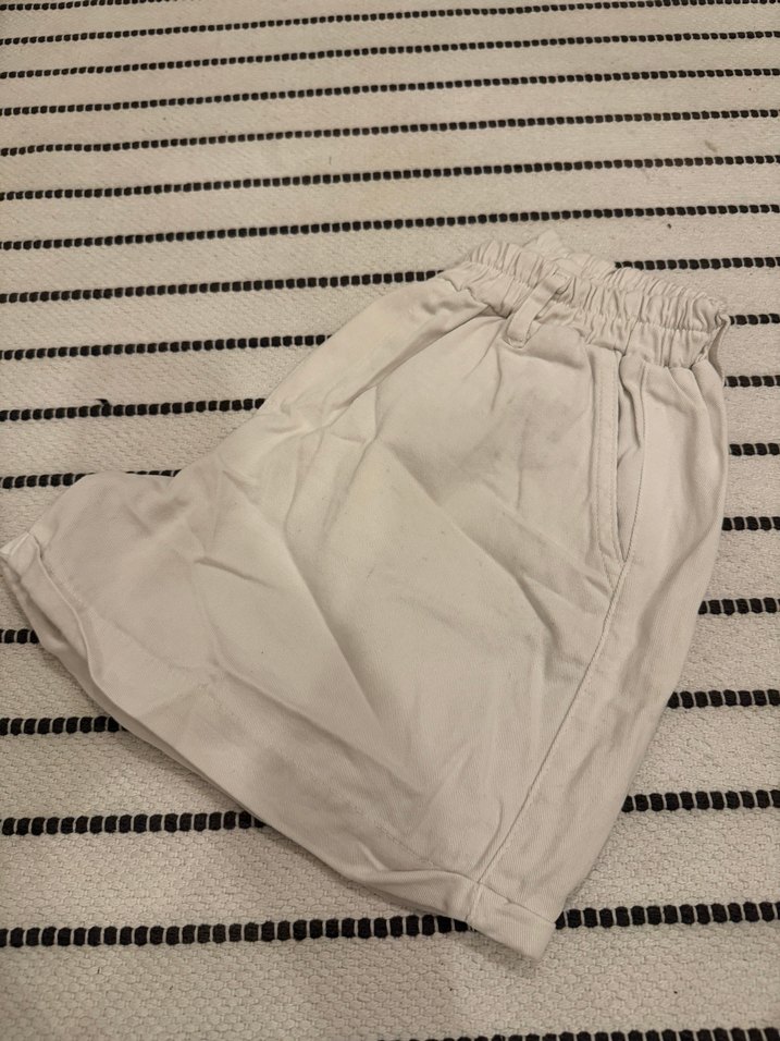 Kadın beyaz Şort - Görsel 2