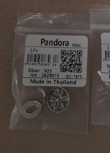 Pandora sol alt aile agaci charm 1 adet