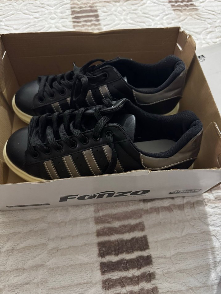 Siyah Dolgu Topuklu Bağcıklı Spor Ayakkabı - Görsel 3