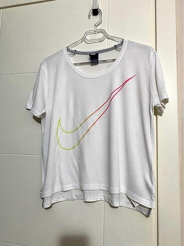 Nike tshirt