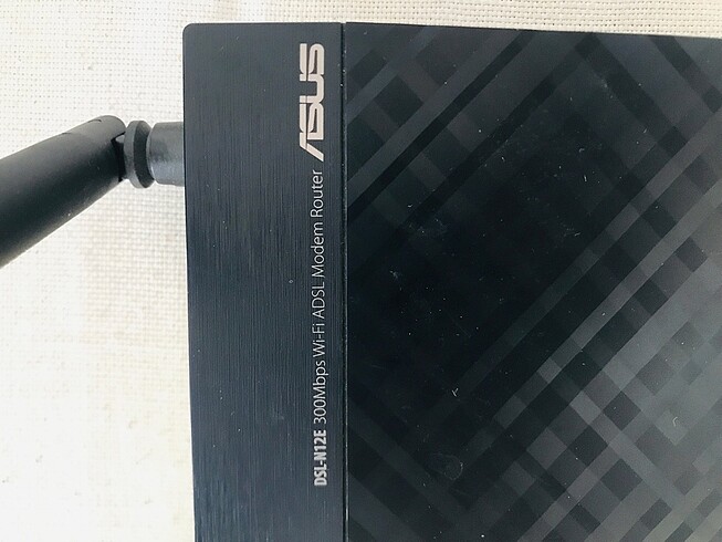  Beden ASUS DSL N 12-E MODEM