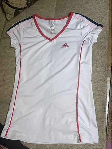 Spor üst