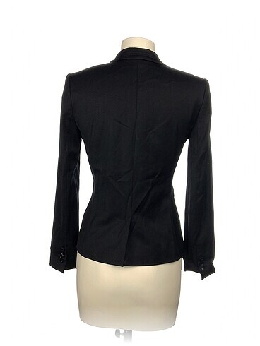 38 Beden ipekyol Blazer %70 İndirimli.