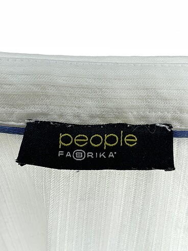 xs Beden beyaz Renk Fabrika Gömlek %70 İndirimli.
