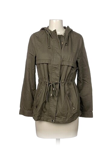 H&M Trenchcoat %70 İndirimli.