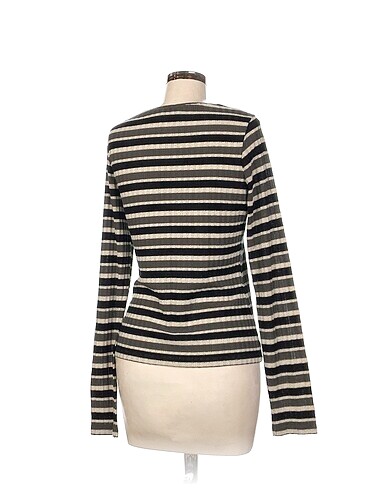 m Beden Zara Bluz %70 İndirimli.