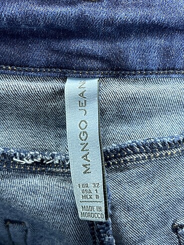 32 Beden çeşitli Renk Mango Mini Şort %70 İndirimli.