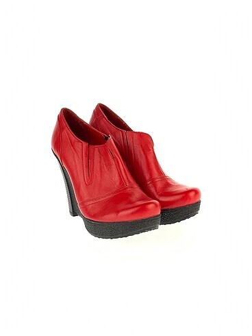 Vintage Love PreLoved Dolgu Topuk %70 İndirimli.