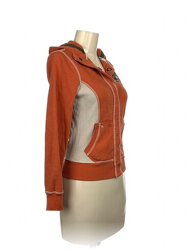 Vintage Love PreLoved Spor Dış Giyim %70 İndirimli.