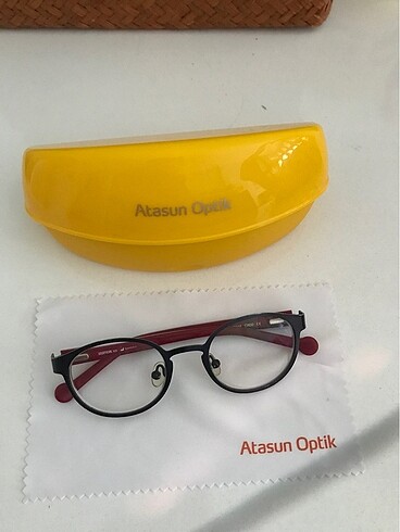 Gözlük çerçevesi