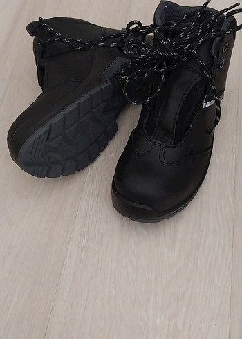 Kutusunda,Sertifikalı Yıllarca Giyilebilecek Taş Gibi YDS Bot - Görsel 7