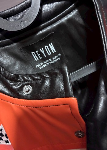 Düğmeli Kırmızı Biker Deri Ceket fiyat sorun - Görsel 3