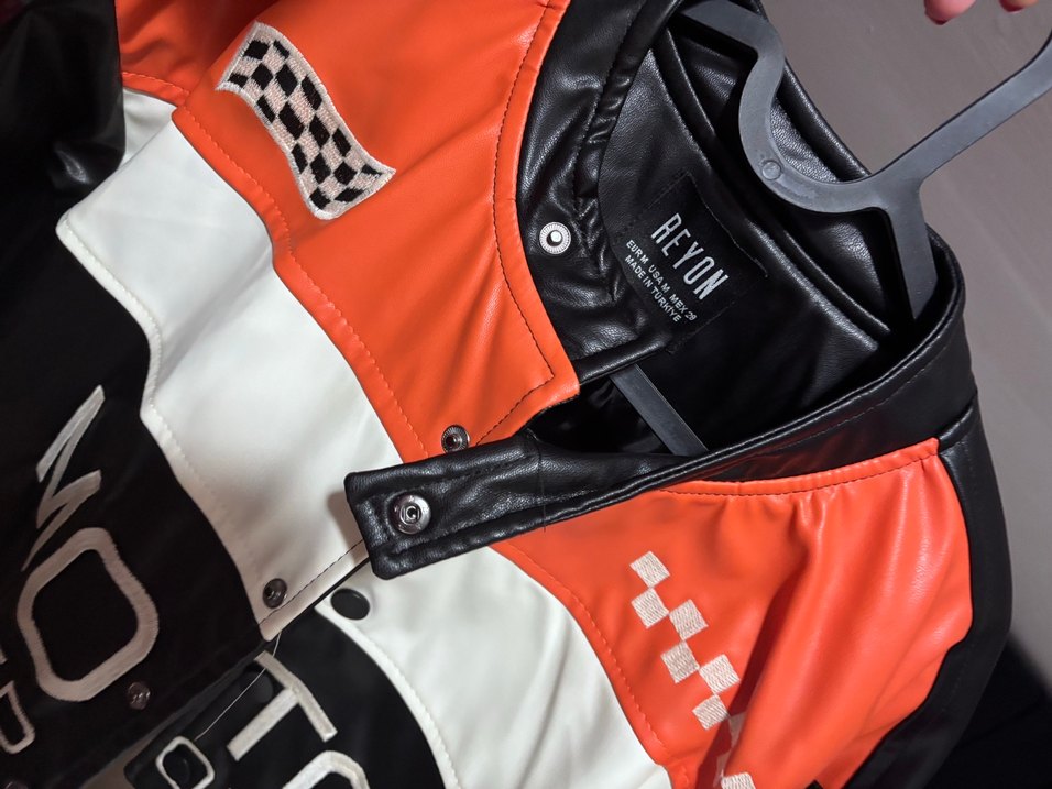 Düğmeli Kırmızı Biker Deri Ceket fiyat sorun - Görsel 5