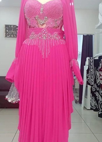 Pembe Pilili Uzun Abiye Elbise