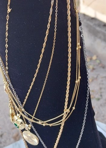 Zincir Detaylı Altın Renkli Kadın El Zinciri - Görsel 18