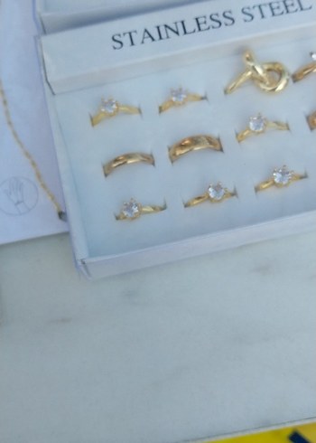 Zincir Detaylı Altın Renkli Kadın El Zinciri - Görsel 5