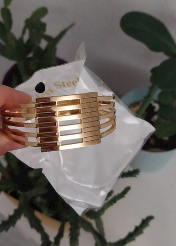 Zincir Detaylı Altın Renkli Kadın El Zinciri - Görsel 9