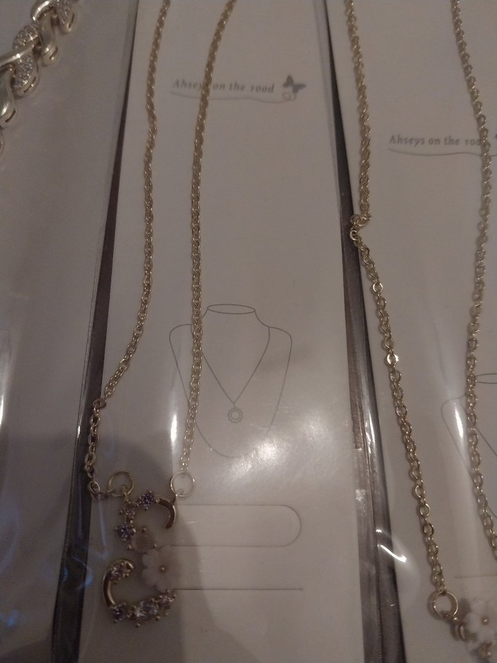 Kadın Altın Renk Zincir Detaylı El Zinciri - Görsel 4