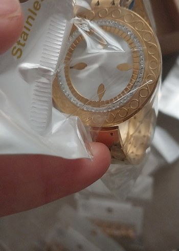 So Chic Çelik Klasik Şıklık Altın Renkli Yılan Desenli Bileklik
