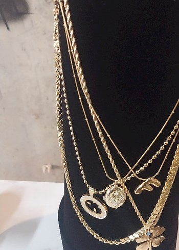 swarovski Çelik Uzun Zincir Detaylı Kadın Altın Kolye